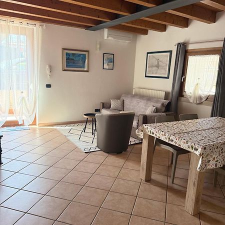 Ely Hause Apartment Calmasino Exterior photo